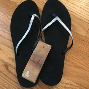 Reef Flip Flops, Size 11, New With Tags